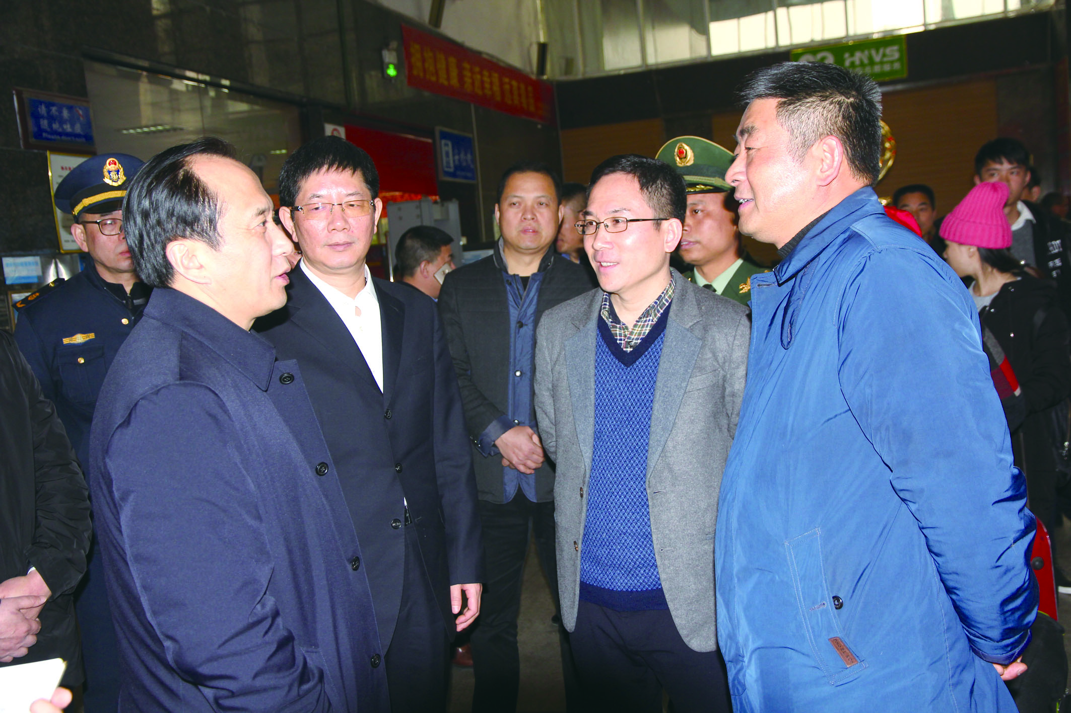 2月8日，副省長、省公安廳廳長許顯輝來我司督導安全生產(chǎn)工作